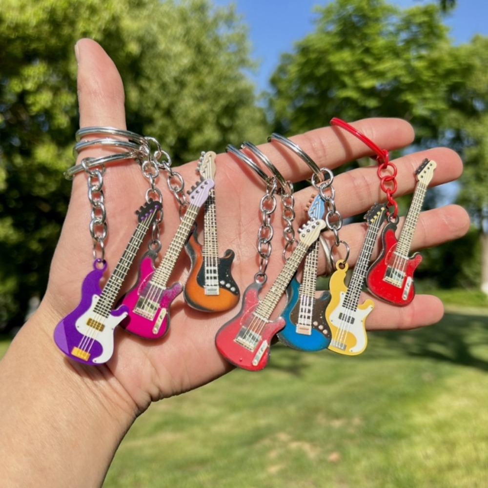 Key Chain Hip Hop Guitar Key C - مراجعة Musical Instrument All وسعره