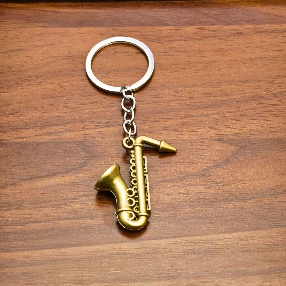 Retro Mini Saxophone Car Keych - مراجعة Musical Instrument Oboe وسعره